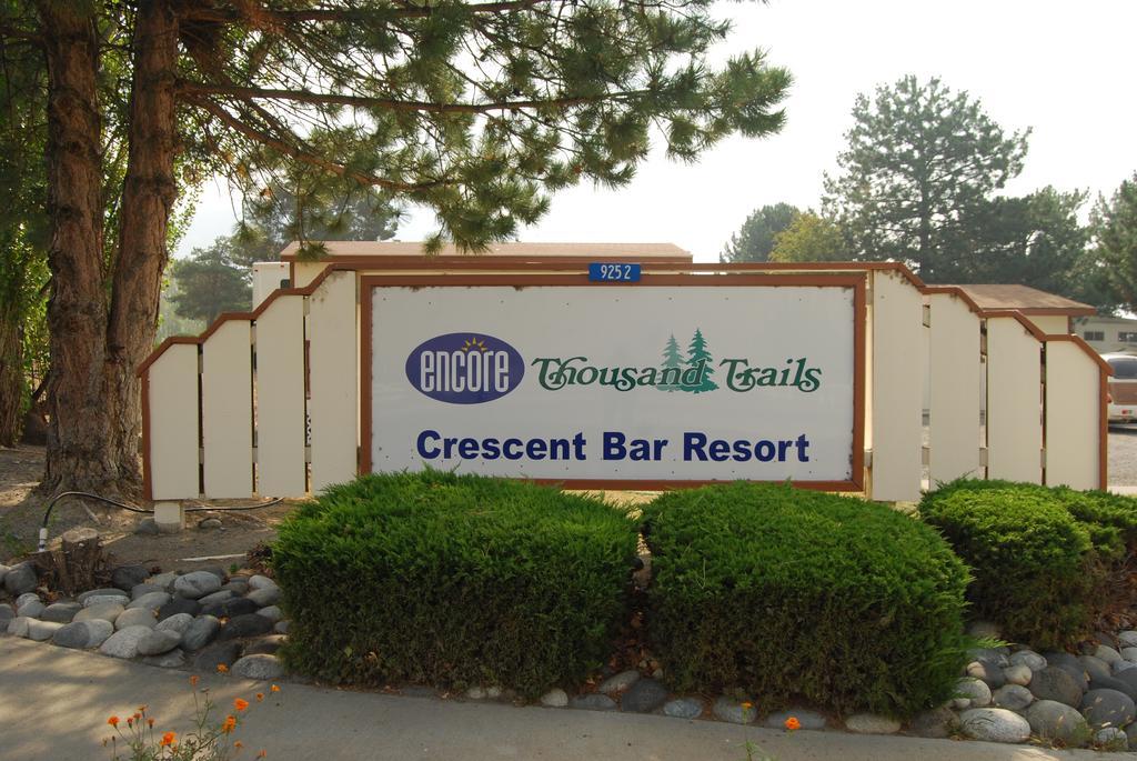 Crescent Bar Camping Resort Studio Cabin 1 Trinidad ภายนอก รูปภาพ